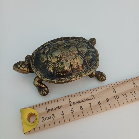 Brass Turtle trinket box with hinged turtle shell lid - Picture 2 of 7